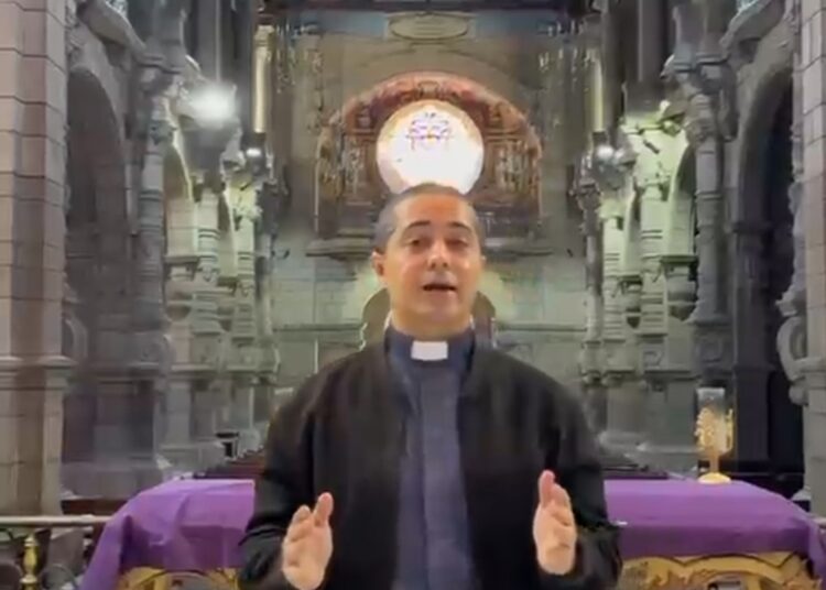 UN INSTANTE CON DIOS